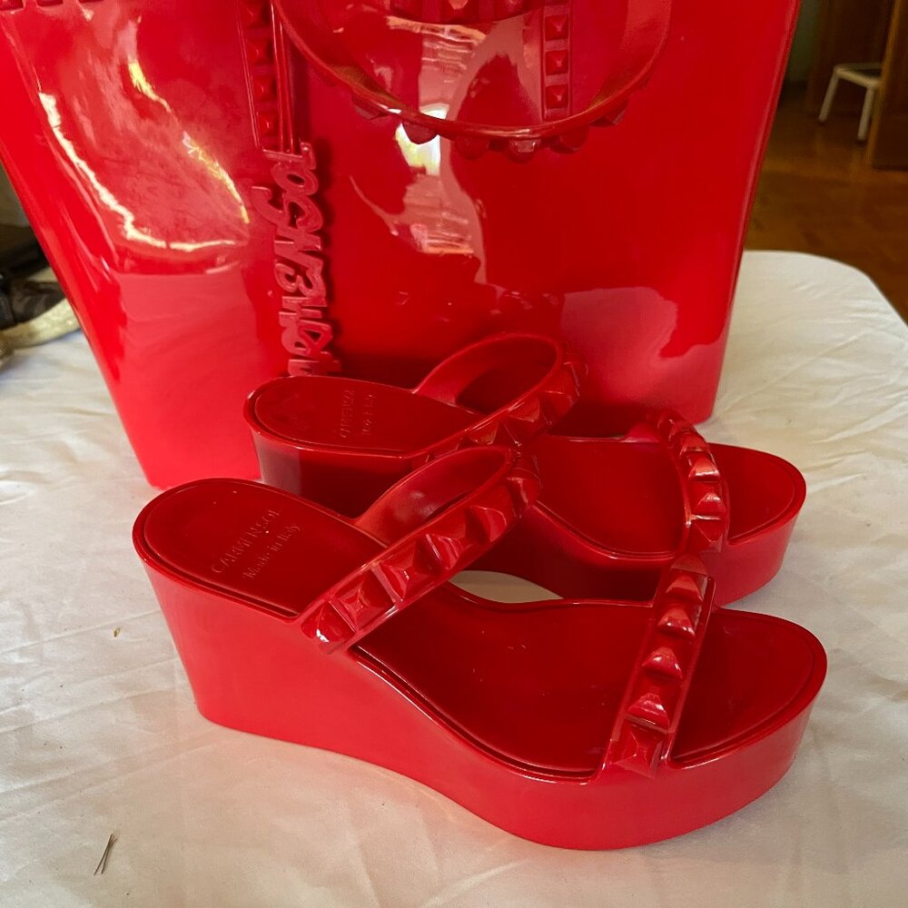 Carmen Sol Red Tonino Mid Wedge and matching Seba Mid Tote